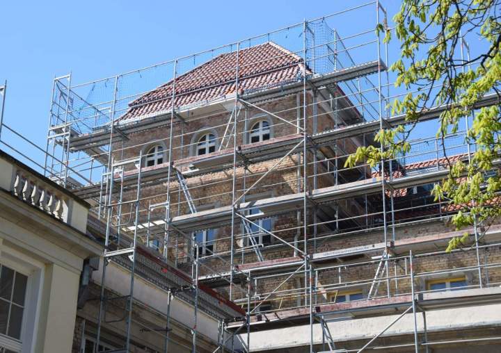 Solution d'échafaudage complète pour travaux de couverture Île-de-France