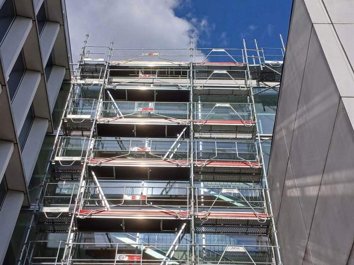 Mise en location d'un vaste choix de matériel d'échafaudage